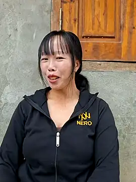 helenzz online show from October 11, 1:06 am