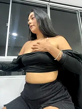 Selene Wings22 online show from December 5, 8:35 am