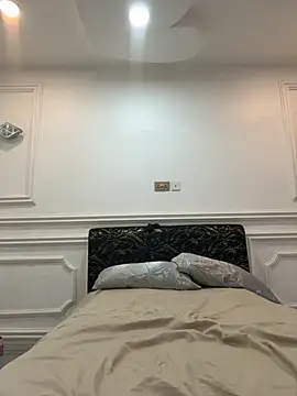 Zola Nooryi online show from October 9, 1:28 am