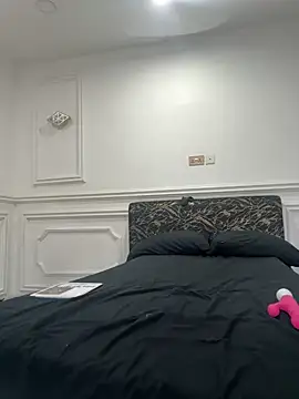 Zola Nooryi online show from October 12, 3:35 pm