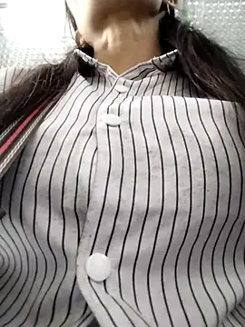 abigail-00 online show from October 31, 4:09 am