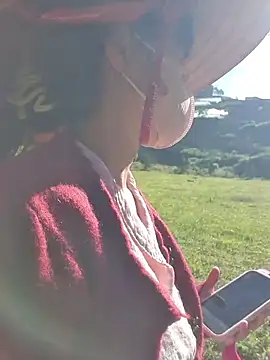 Helen-Tran online show from November 26, 1:16 am