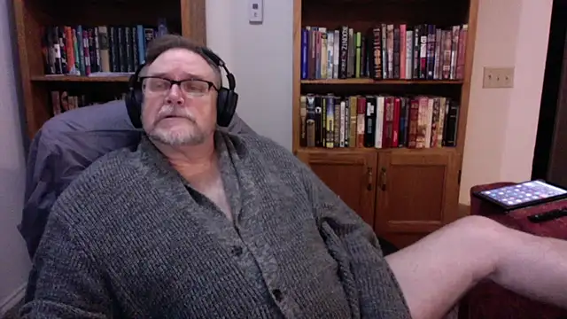 Vinyl22xh online show from March 4, 12:40 am