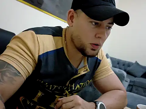 maximus888A online show from March 25, 3:33 pm