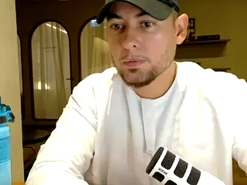 Snapshot of maximus888A chatting on September 23, 4:25 pm maximus888A online show from September 23, 4:25 pm