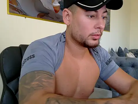 Snapshot of maximus888A chatting on June 3, 7:53 am maximus888A online show from June 3, 7:53 am