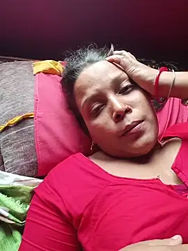 reya743 online show from March 15, 9:05 am