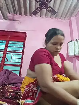 Snapshot of reya743 chatting on December 16, 9:13 am reya743 online show from December 16, 9:13 am