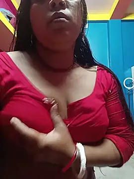 Snapshot of reya743 chatting on February 28, 12:10 am reya743 online show from February 28, 12:10 am