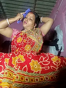 Snapshot of reya743 chatting on November 1, 10:58 pm reya743 online show from November 1, 10:58 pm