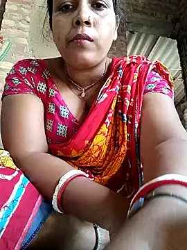 Snapshot of reya743 chatting on November 13, 5:33 am reya743 online show from November 13, 5:33 am