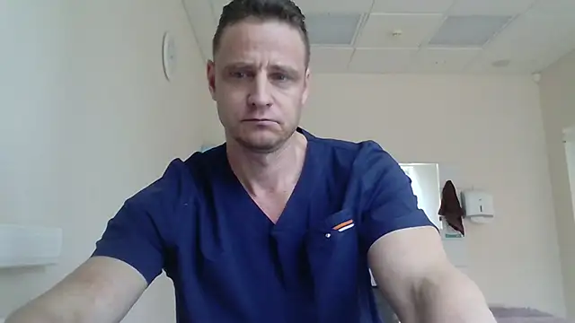 Snapshot of Freeze_Fire chatting on October 29, 11:31 am Freeze Fire online show from October 29, 11:31 am