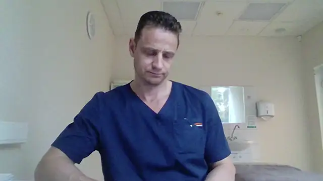 Snapshot of Freeze_Fire chatting on September 27, 2:23 pm Freeze Fire online show from September 27, 2:23 pm