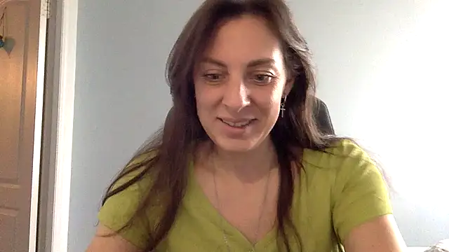 Snapshot of Myronell chatting on October 10, 9:21 am Myronell online show from October 10, 9:21 am