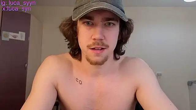 Snapshot of luca_syn chatting on February 28, 7:13 pm luca syn online show from February 28, 7:13 pm