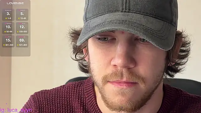 Snapshot of luca_syn chatting on October 31, 10:12 am luca syn online show from October 31, 10:12 am