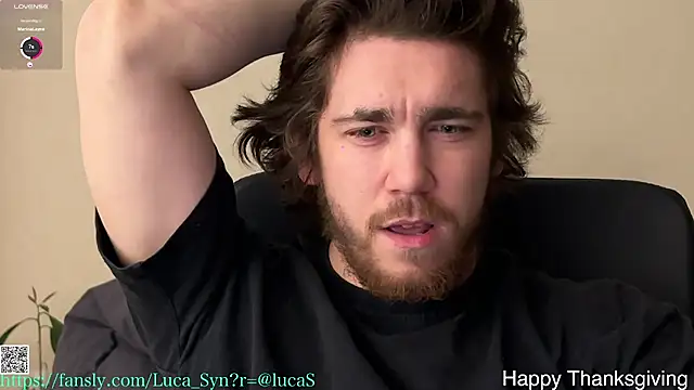 Snapshot of luca_syn chatting on November 27, 6:30 pm luca syn online show from November 27, 6:30 pm