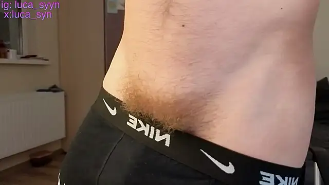 Snapshot of luca_syn chatting on February 26, 2:50 pm luca syn online show from February 26, 2:50 pm