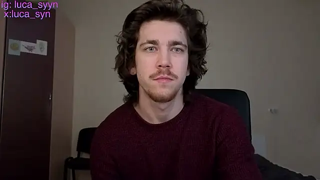 Snapshot of luca_syn chatting on March 4, 6:59 pm luca syn online show from March 4, 6:59 pm