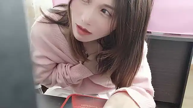 Snapshot of lizi- chatting on October 28, 7:07 am lizi- online show from October 28, 7:07 am