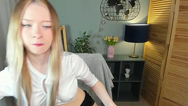 elliupp online show from May 27, 5:09 pm