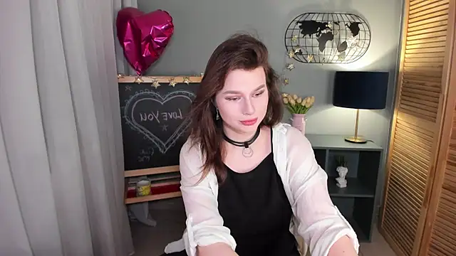 Snapshot of bbJ_one chatting on October 8, 1:29 am bbJ one online show from October 8, 1:29 am