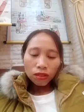 Snapshot of ruby-00 chatting on October 23, 10:47 am ruby-00 online show from October 23, 10:47 am