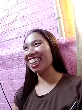 Snapshot of ruby-00 chatting on October 19, 4:37 am ruby-00 online show from October 19, 4:37 am