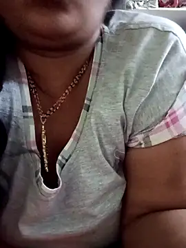 Snapshot of sowji_telugammai chatting on September 30, 9:10 pm sowji telugammai online show from September 30, 9:10 pm