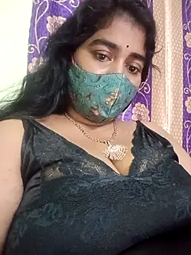 Snapshot of sowji_telugammai chatting on September 28, 6:37 pm sowji telugammai online show from September 28, 6:37 pm