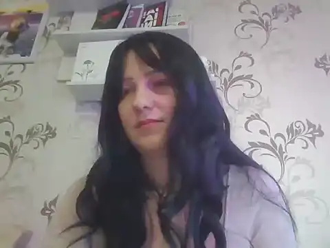 Snapshot of Thayrine chatting on October 5, 9:55 am Thayrine online show from October 5, 9:55 am