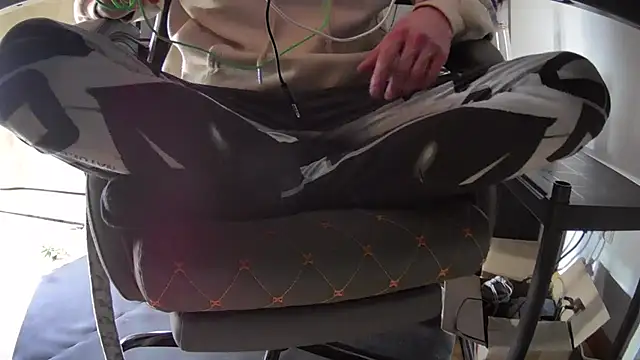 northboy91 online show from December 16, 1:48 pm