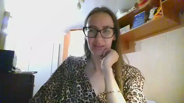 Snapshot of Norivann chatting on November 25, 1:11 pm Norivann online show from November 25, 1:11 pm