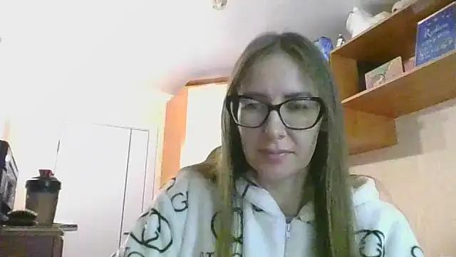 Snapshot of Norivann chatting on October 6, 11:33 am Norivann online show from October 6, 11:33 am