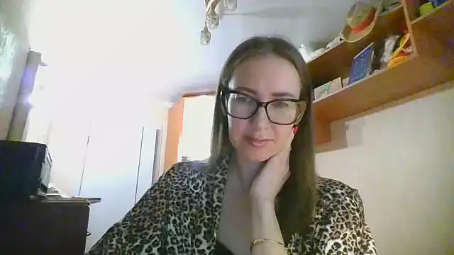 Snapshot of Norivann chatting on November 12, 10:19 am Norivann online show from November 12, 10:19 am