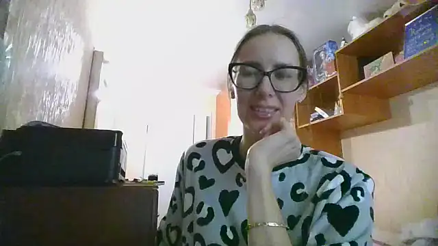 Snapshot of Norivann chatting on October 10, 11:11 am Norivann online show from October 10, 11:11 am
