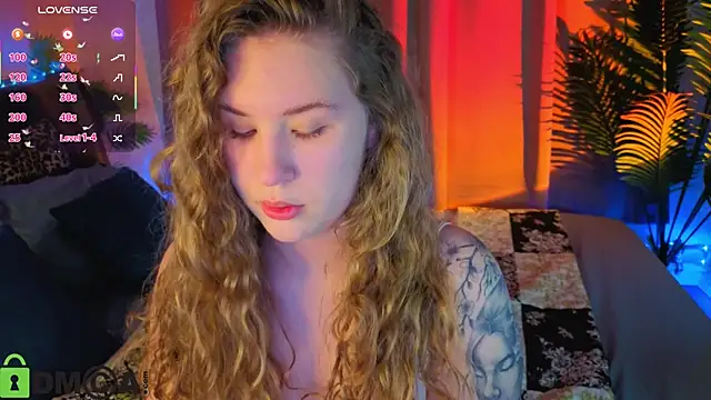 Elsie Cutties online show from June 3, 1:06 am