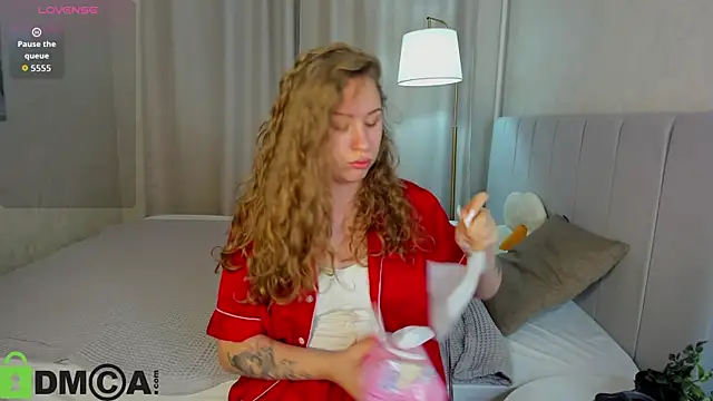 Elsie Cutties online show from October 7, 12:55 am