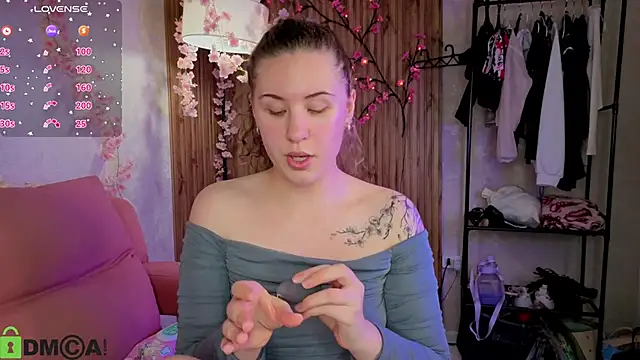 Elsie Cutties online show from November 13, 10:08 am