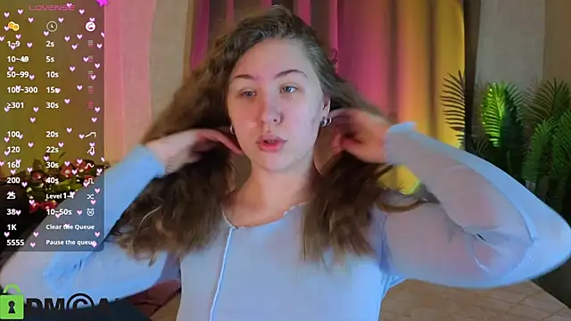 Elsie Cutties online show from February 26, 1:05 am