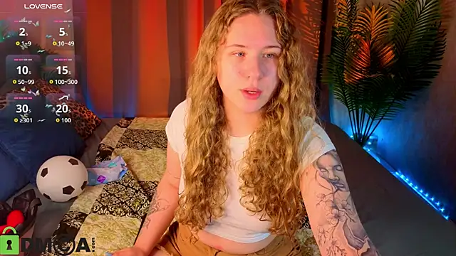 Elsie Cutties online show from June 19, 1:11 am