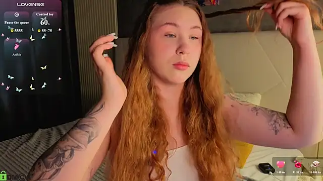 Elsie Cutties online show from July 14, 1:05 am