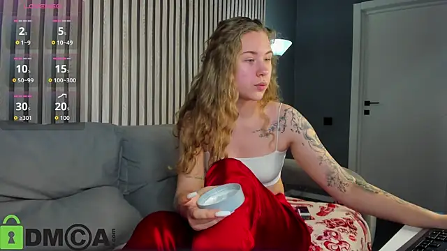 Elsie Cutties online show from October 21, 1:05 am