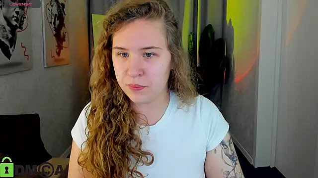Elsie Cutties online show from May 2, 1:11 am