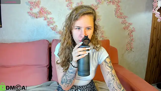 Elsie Cutties online show from October 2, 12:47 am