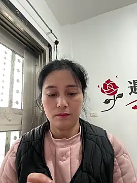 Snapshot of aoyo66 chatting on February 13, 2:44 am aoyo66 online show from February 13, 2:44 am