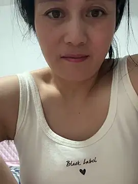 Snapshot of aoyo66 chatting on October 23, 1:10 pm aoyo66 online show from October 23, 1:10 pm