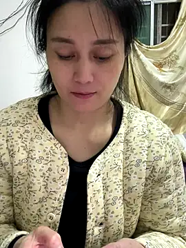 Snapshot of aoyo66 chatting on October 28, 1:32 pm aoyo66 online show from October 28, 1:32 pm