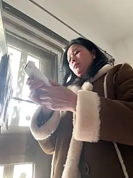 Snapshot of aoyo66 chatting on February 21, 1:51 am aoyo66 online show from February 21, 1:51 am