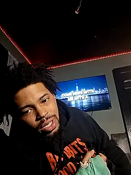 Painstickwes online show from May 6, 3:32 am